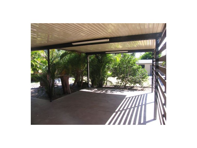 74 Lenthall, Aldershot QLD 4650