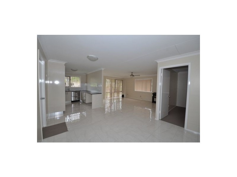 122 Hammersmith St, Coopers Plains QLD 4108