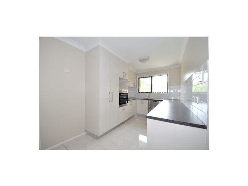 122 Hammersmith St, Coopers Plains QLD 4108