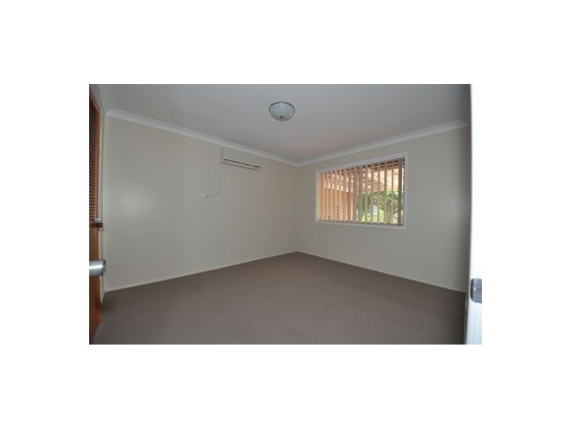 122 Hammersmith St, Coopers Plains QLD 4108