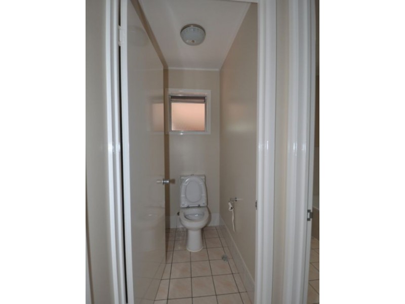 122 Hammersmith St, Coopers Plains QLD 4108