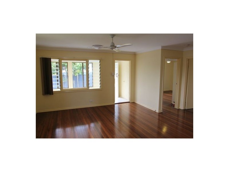 40 Amoria St., Mansfield QLD 4122