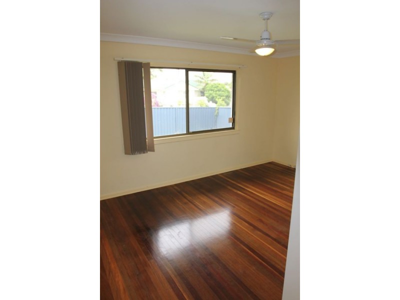 40 Amoria St., Mansfield QLD 4122