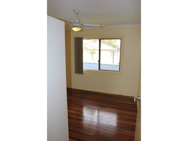 40 Amoria St., Mansfield QLD 4122