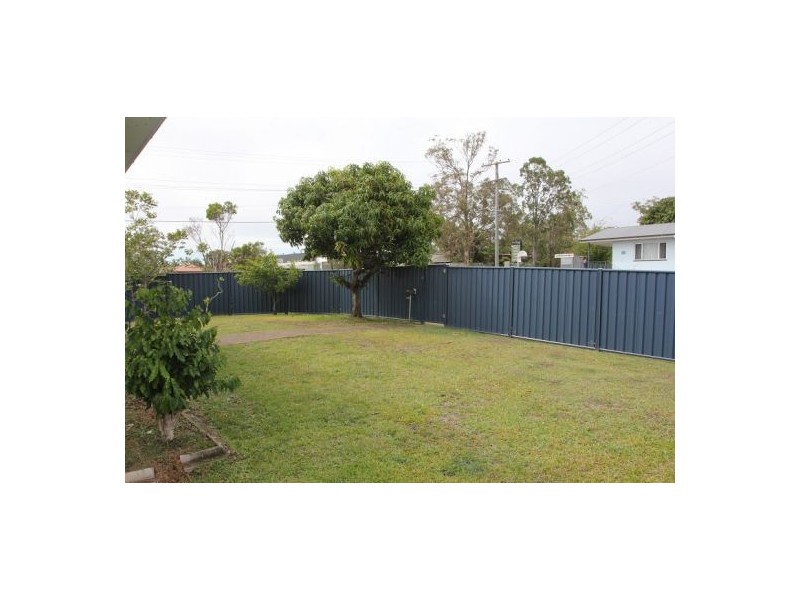 40 Amoria St., Mansfield QLD 4122