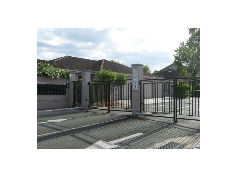 50/40 Glenefer Street, Runcorn QLD 4113