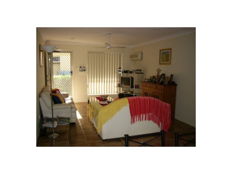 8 Buckingham Pl, Eight Mile Plains QLD 4113