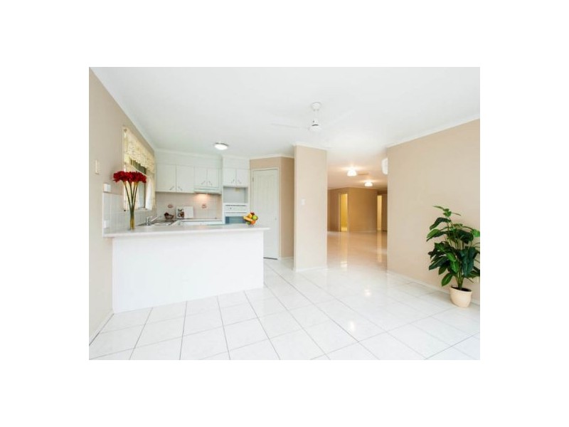 110 Holmead Rd, Eight Mile Plains QLD 4113