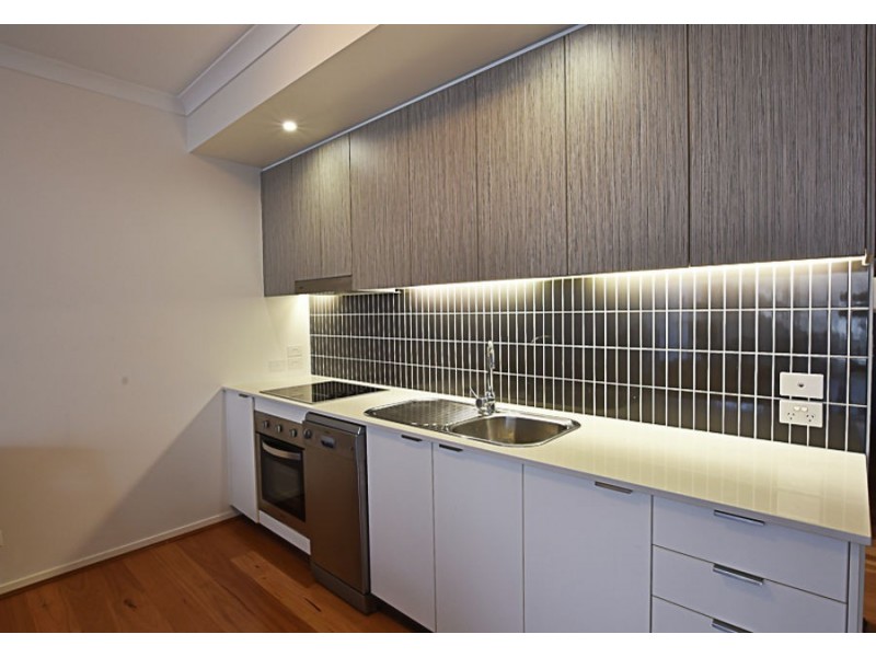 U13 62 Waldheim Street, Annerley QLD 4103
