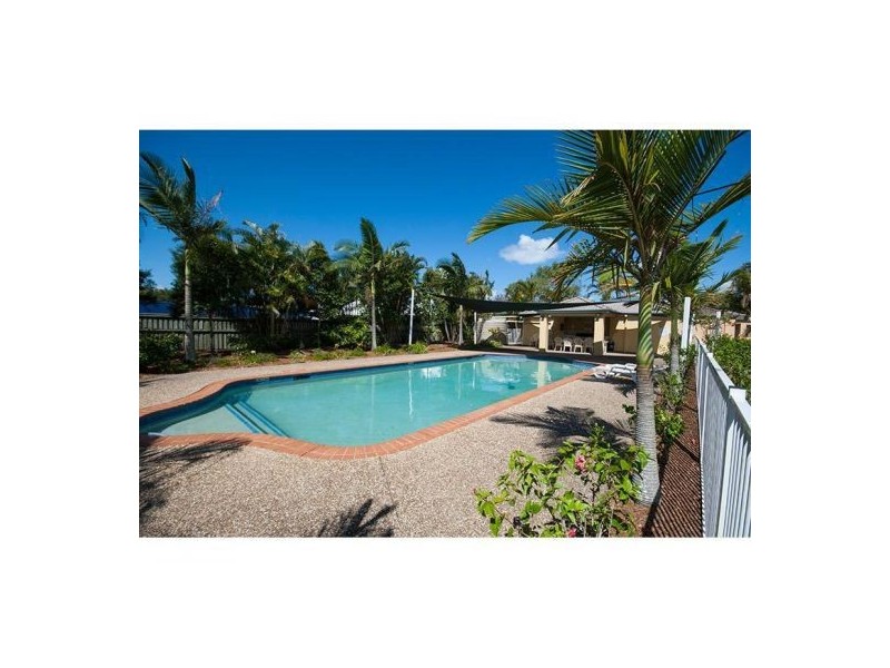 113-115 Arundel Drive, Arundel QLD 4214