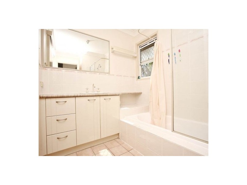 16 Arcadia Street, Eight Mile Plains QLD 4113