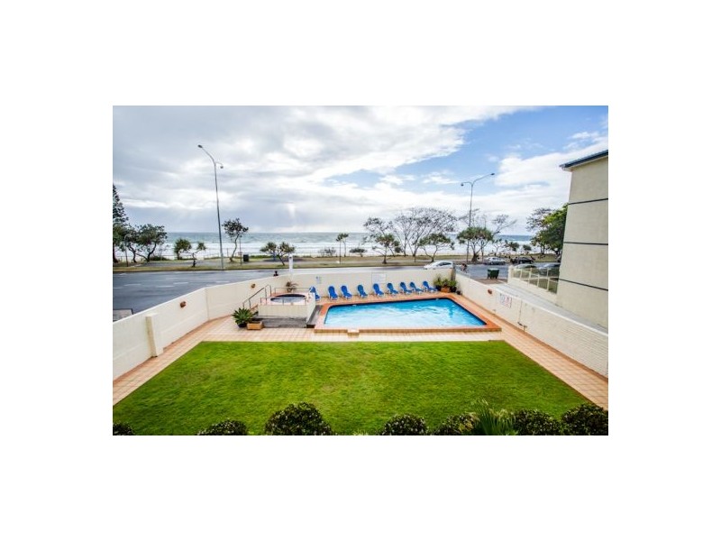 3/2 Ocean Ave, Surfers Paradise QLD 4217