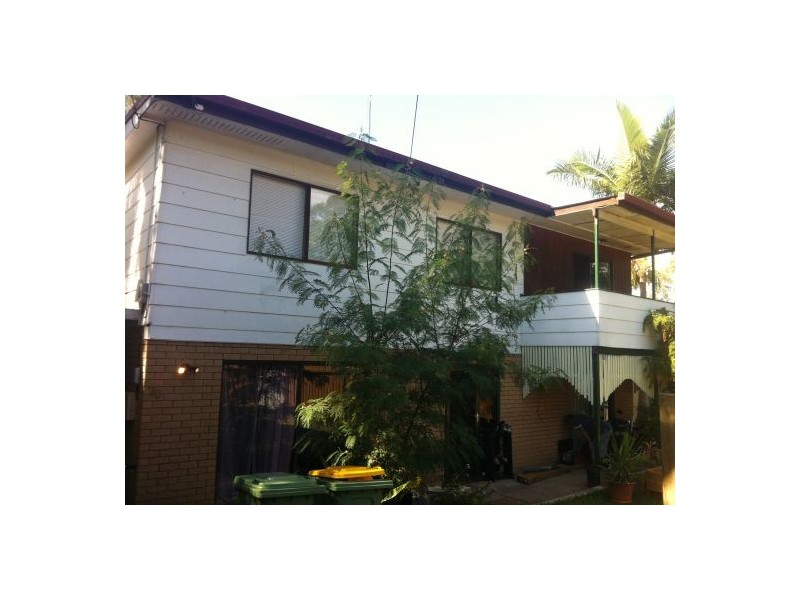 20 Polaris Ave, Kingston QLD 4114