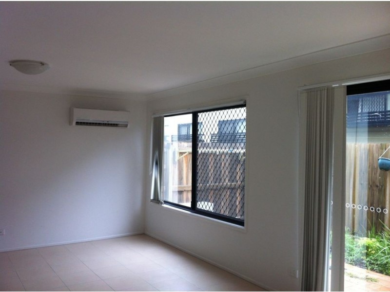 31 11Portia St, Kingston QLD 4114