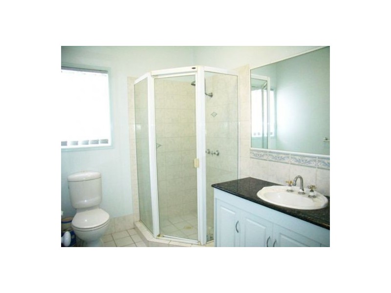 16 Lewis Street, Coopers Plains QLD 4108