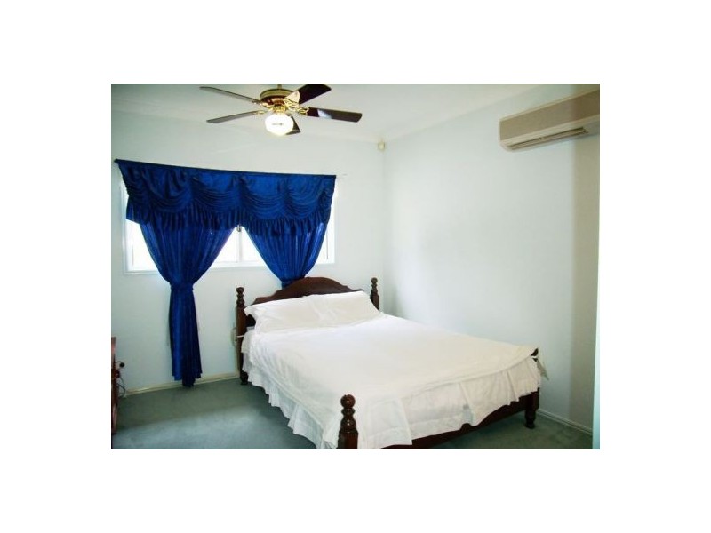 16 Lewis Street, Coopers Plains QLD 4108