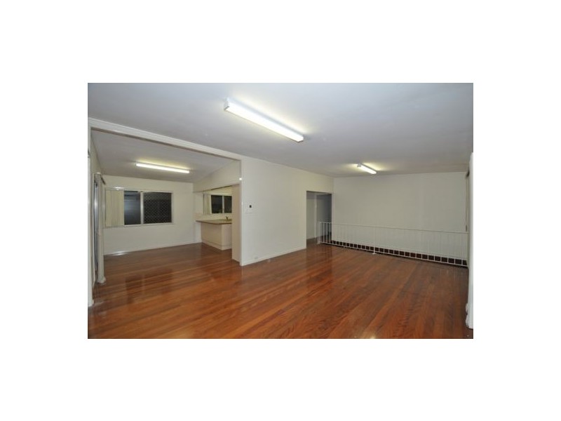 6 Fig Tree Pocket Rd, Chapel Hill QLD 4069