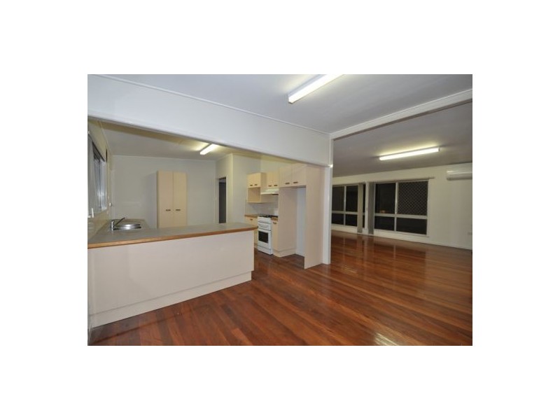 6 Fig Tree Pocket Rd, Chapel Hill QLD 4069