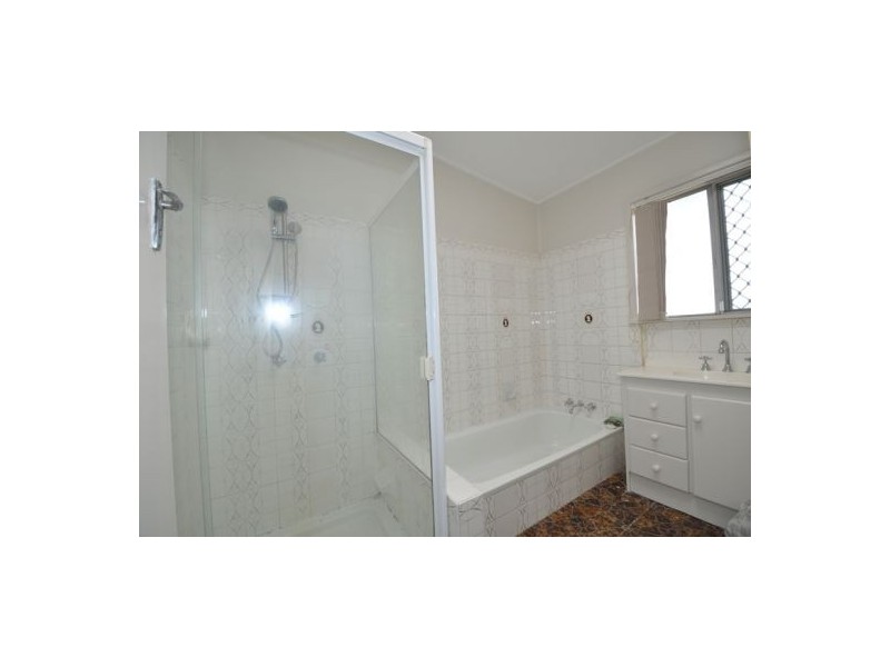 6 Fig Tree Pocket Rd, Chapel Hill QLD 4069