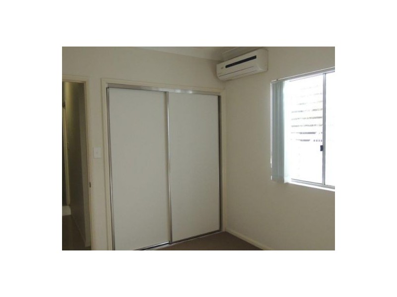 14 Le Grand Street, Macgregor QLD 4109