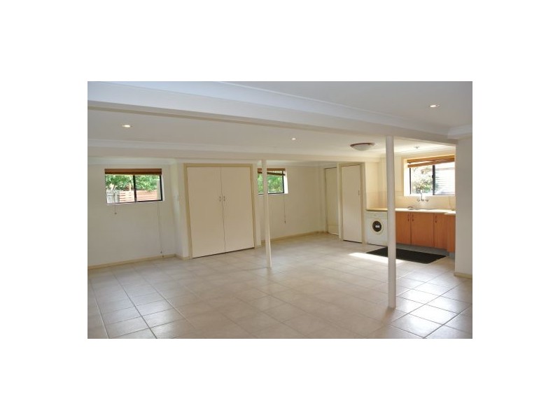 2 Mikarie St, Sunnybank Hills QLD 4109