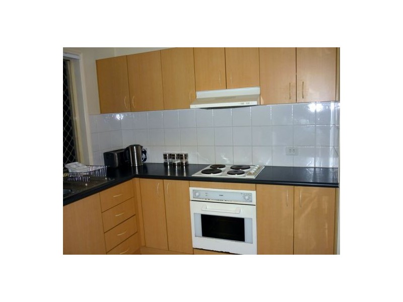 11 Oakmont Ave, Oxley QLD 4075