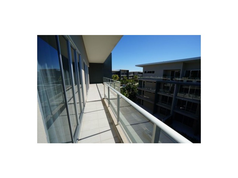 2409/2 Activa Way, Hope Island QLD 4212