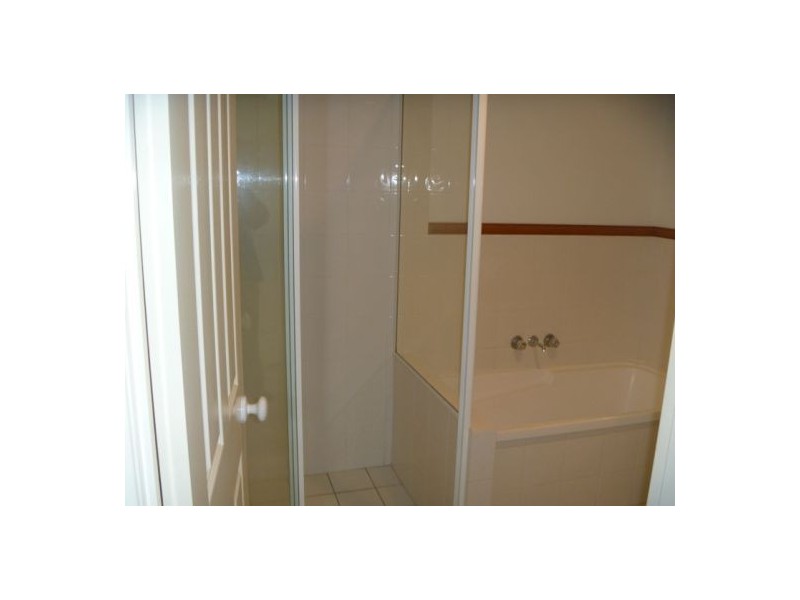 Unit 8 538 Warrigal Road, Eight Mile Plains QLD 4113