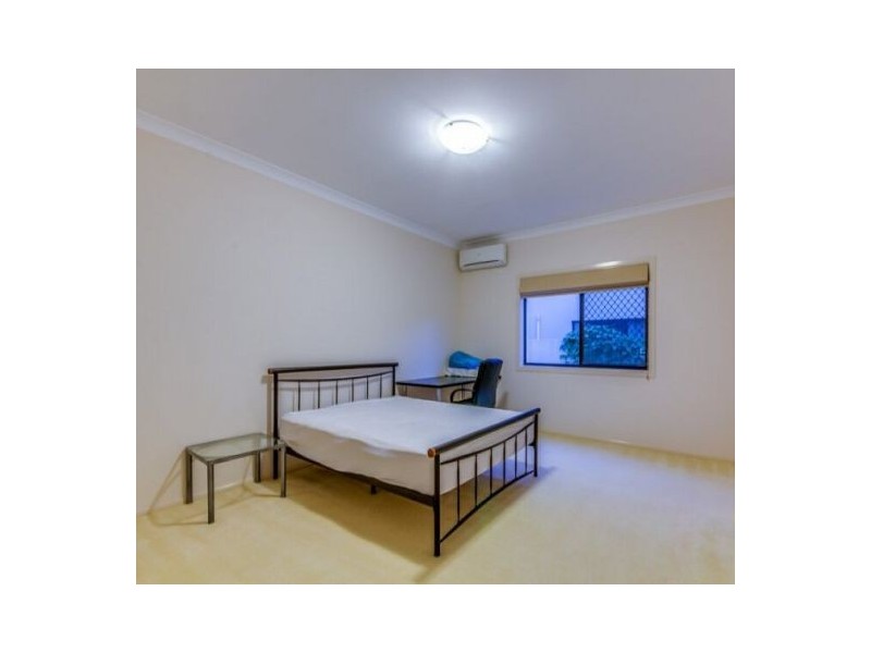 10 Eaton Place, Sunnybank Hills QLD 4109