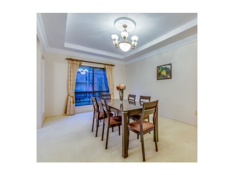 10 Eaton Place, Sunnybank Hills QLD 4109