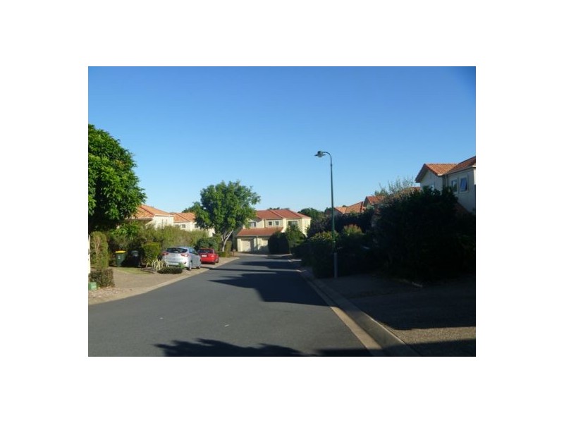 Unit 64 Padstow Views 5 Arkose Street, Eight Mile Plains QLD 4113