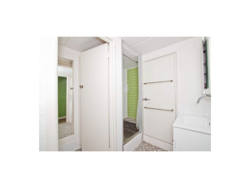 182 Dornoch Tce, Highgate Hill QLD 4101