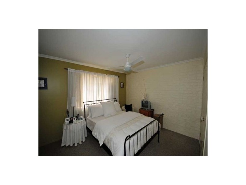 No. 99 Barbaralla Drive, Springwood QLD 4127