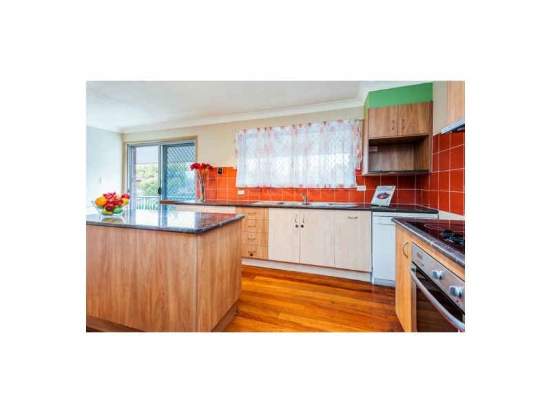 19- Martense St, Wishart QLD 4122