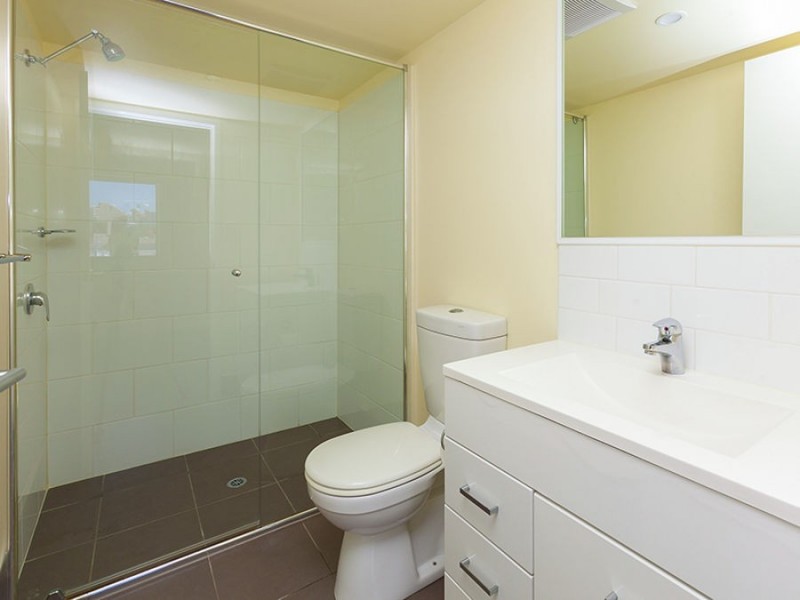 20/4-6 Lockhart street, Woolloongabba QLD 4102