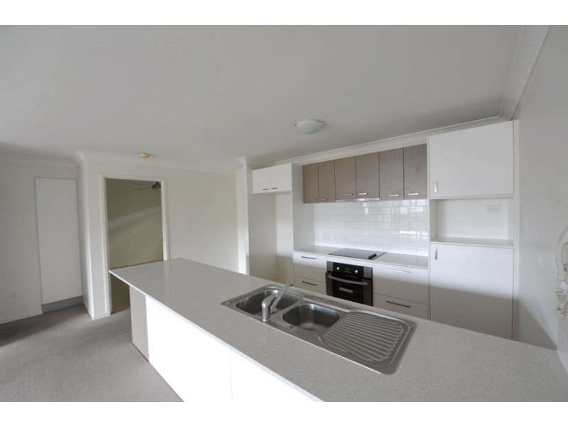 20/4-6 Lockhart street, Woolloongabba QLD 4102