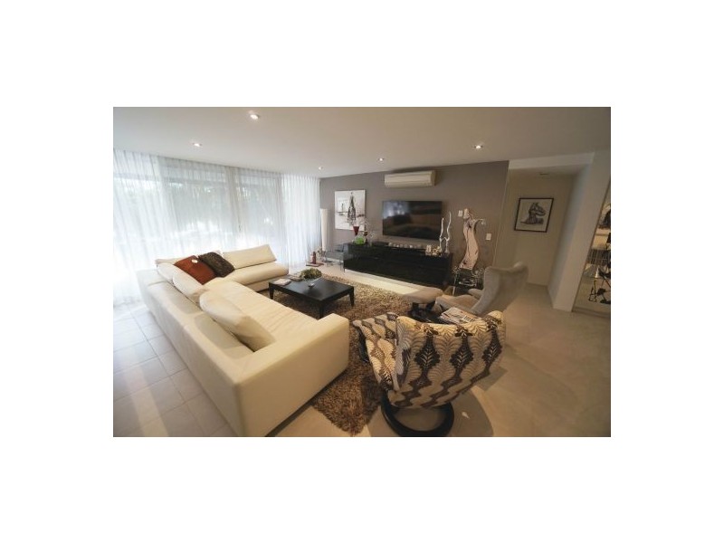 2101/2 Activa Way, Hope Island QLD 4212