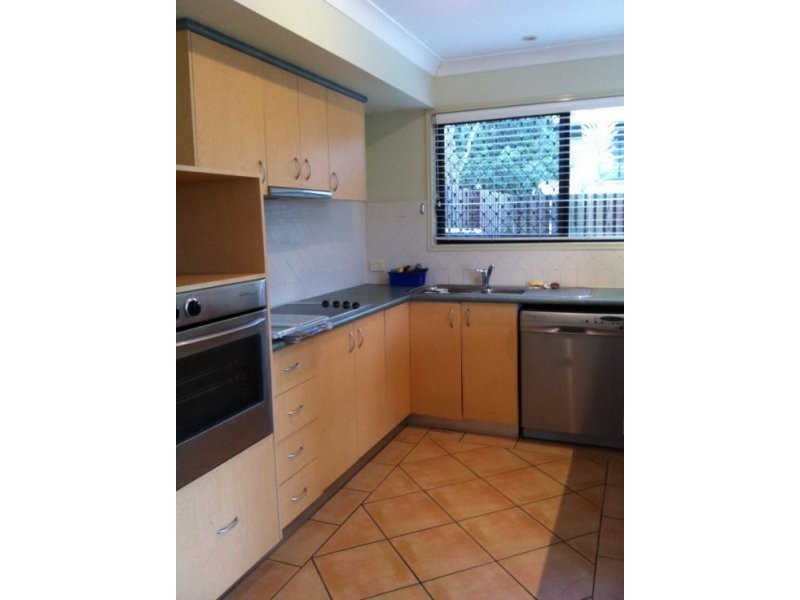 Unit 9 228 Gaskell St, Eight Mile Plains QLD 4113