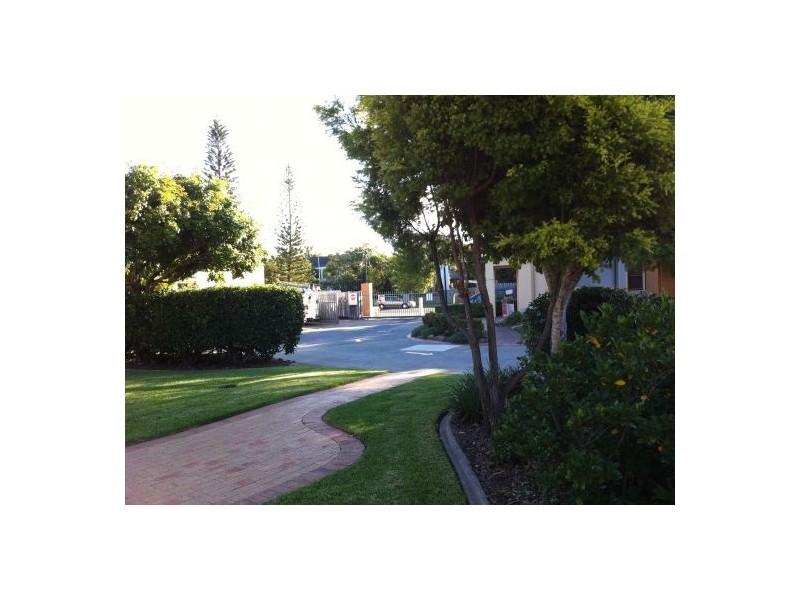 Unit14, 1 Warbler Parade, Varsity Lakes QLD 4227