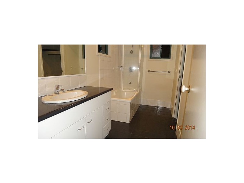 13/11 Oakmont Ave, Oxley QLD 4075