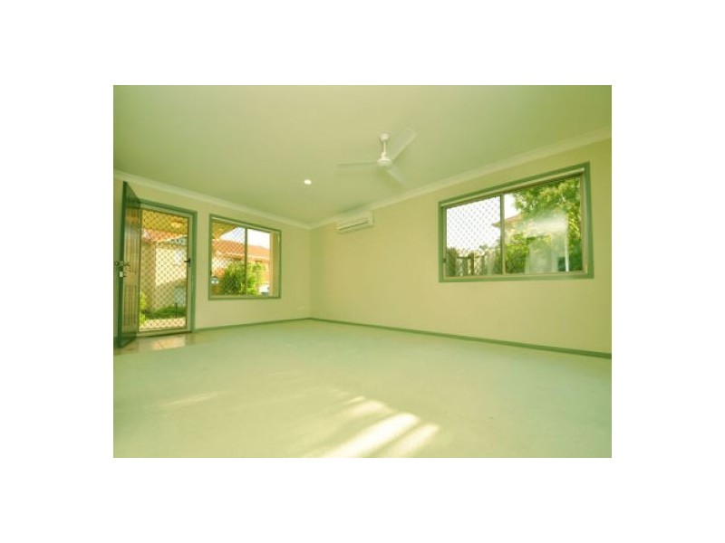 70 Allingham St, Kuraby QLD 4112