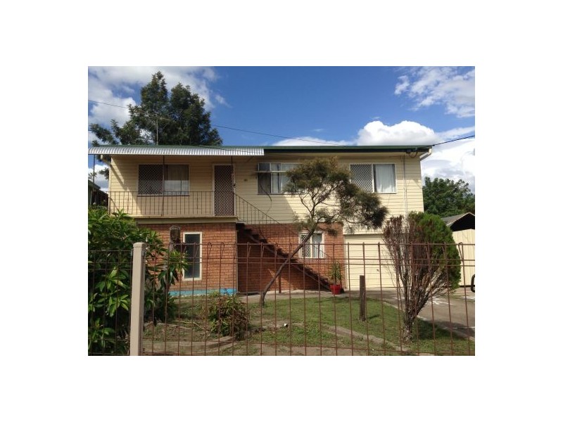 40 B Jarrah Crescent, Logan Central QLD 4114