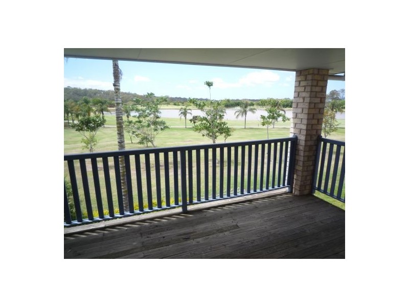 9 / 8 Peninsula Ave., Cornubia QLD 4130