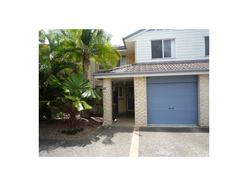 9 / 8 Peninsula Ave., Cornubia QLD 4130