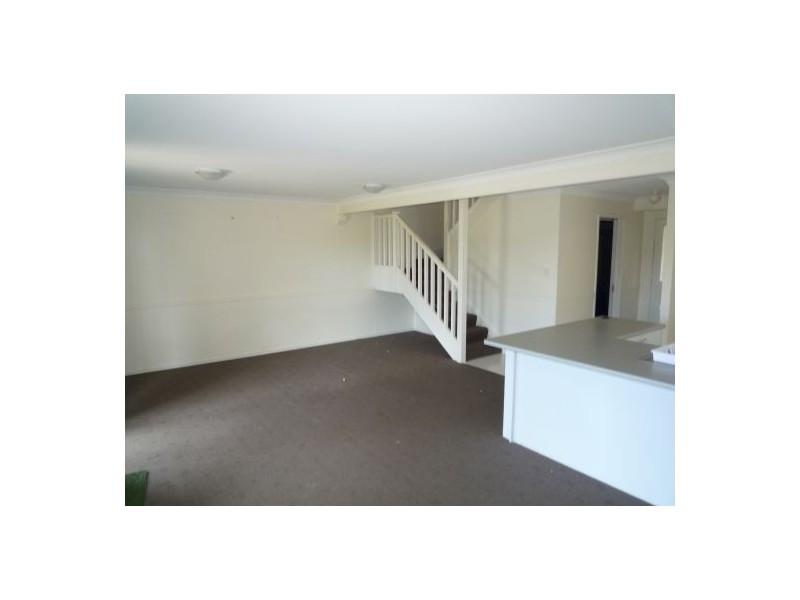 9 / 8 Peninsula Ave., Cornubia QLD 4130