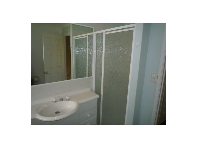 9 / 8 Peninsula Ave., Cornubia QLD 4130