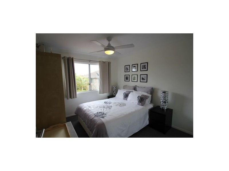 16 Arcadia Street, Eight Mile Plains QLD 4113