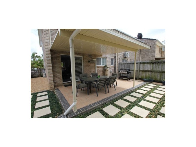 16 Arcadia Street, Eight Mile Plains QLD 4113