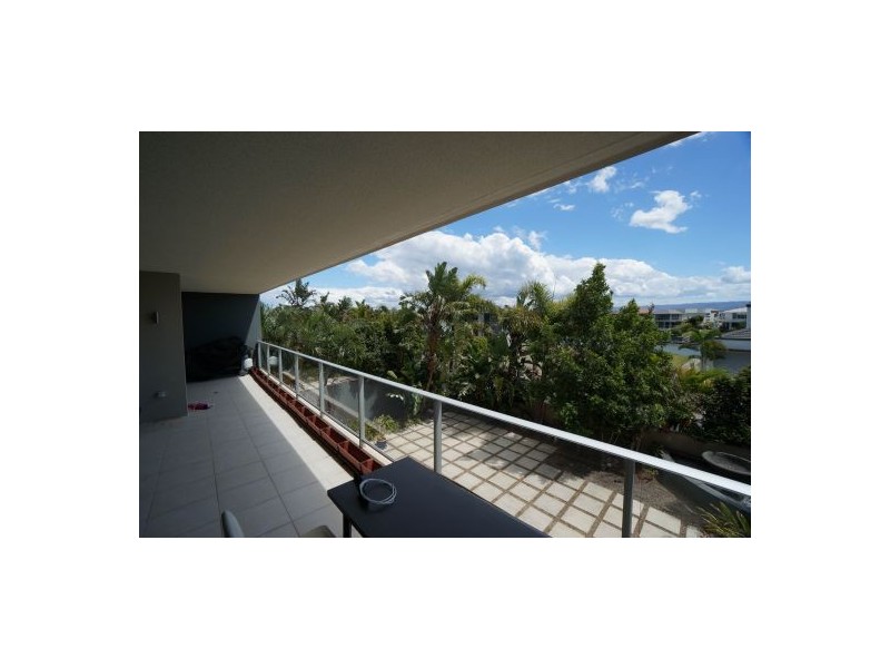 2 Activa Way, Hope Island QLD 4212