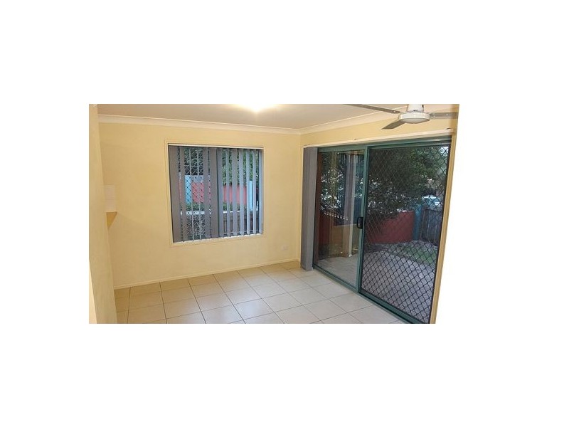 02/11 Oakmont Ave, Oxley QLD 4075